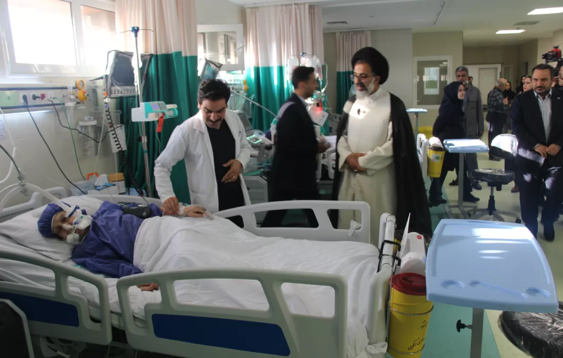 بازدید امام جمعه شهرستان فردیس و رئیس دانشگاه علوم پزشکی استان البرز از بیمارستان شهید قاسم سلیمانی